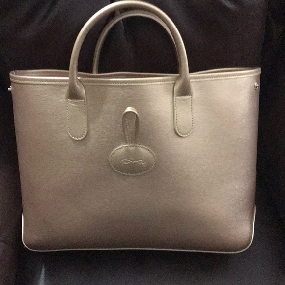 Longchamp Handbags - Longchamp Roseau Tote